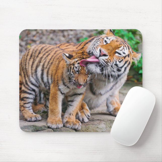 Niedliche Kleintiere | Sibirische Tiger-Familie Mousepad (Mit Mouse)
