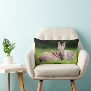 Niedliche Kleintiere Wilde Bunny Rabbits Lendenkissen