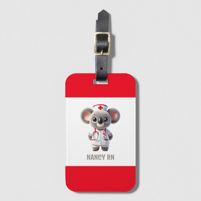 Niedliche Koala-Bärenkurse mit Red Stethoscope Gepäckanhänger (Vorderseite Vertikal)
