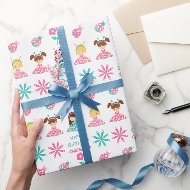Niedliche Ladybug Girls Personalisiert Geburtstag Geschenkpapier (Schenken)