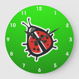 Niedliche Ladybug; grün Große Wanduhr