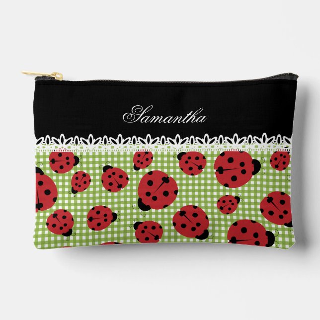 Niedliche Ladybugs auf grün und individuelle Name  Zubehörtasche (Vorderseite)