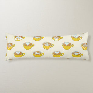 Niedliche Latte Art in Yellow Coffee Mugs Muster Seitenschläferkissen