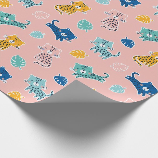 Niedliche Leoparden mit Dschungelblättern auf Rosa Geschenkpapier (Ecke)