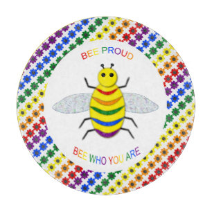 Niedliche LGBT-Proud-Regenbogenbiene und -Blume Schneidebrett