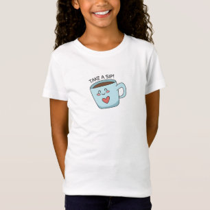 Niedliche Liebe des Bechers zeichnend T-Shirt