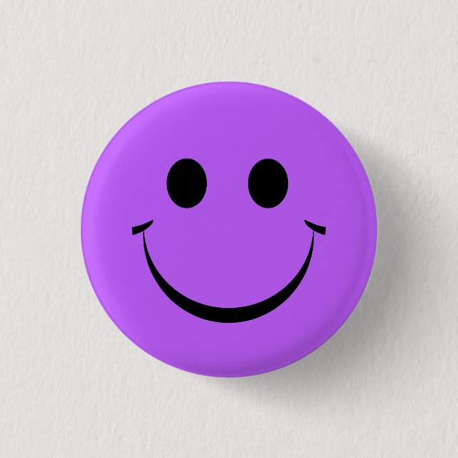 Niedliche Lila Happy Face Birthday Button (Vorderseite)