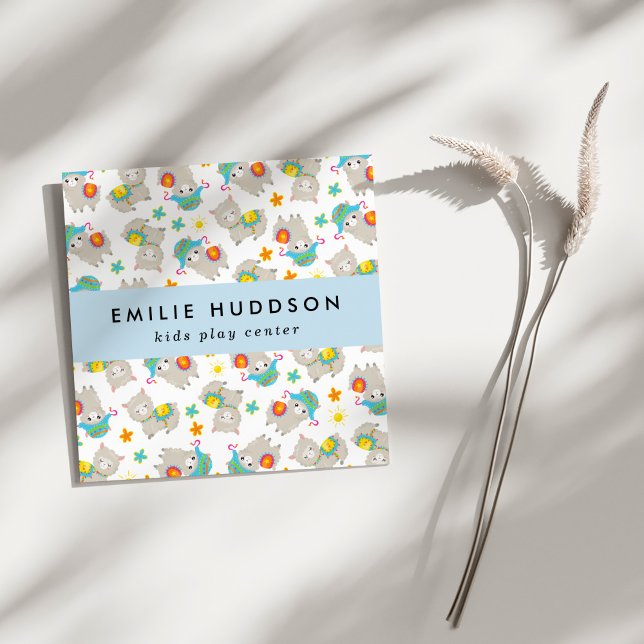 Niedliche Llamas, Kinderspielzentrum, Aktivzentrum Quadratische Visitenkarte (Von Creator hochgeladen)