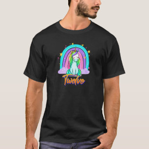 NIEDLICHE LOVELY UNICORN AUF RAINBOW ZWÖLF GEBURTS T-Shirt