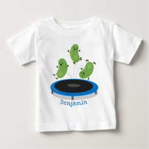 Niedliche, lustige grüne Bohnen auf Trampolin-Cart Baby T-shirt