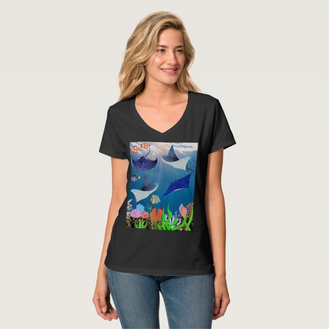 Niedliche Manta Stingray und Corals Frauenmeer T-Shirt (Vorderseite Vollansicht)