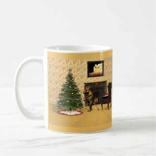 Niedliche Maus dekorieren einen Weihnachtsbaum Kaffeetasse