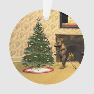 Niedliche Maus dekorieren einen Weihnachtsbaum Ornament