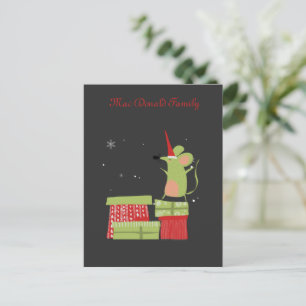 Niedliche Maus über Weihnachtsgeschenke Postkarte