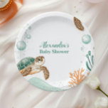 Niedliche Meeresschildkröte Pappteller<br><div class="desc">Set segelt mit unserem Whale Under the Sea Paper Tellern in ein wahres Ozeanabenteuer. Mit einer ruhigen Aquarellillustrierung eines spielerischen Wals, der durch sanfte Meereswellen schwimmt, umgeben von sanften Meereslebewesen wie Seestern, Seepferden und Korallen, bringen diese Teller eine Touch nautischer Eleganz in Ihre Babydusche. Diese Teller sind perfekt für Kuchen,...</div>