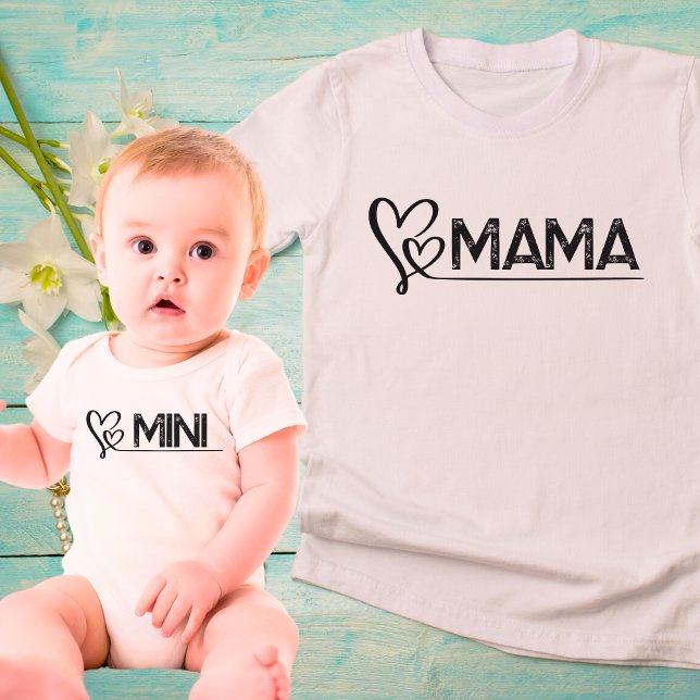 Niedliche MINI Mommy und Me Hearts Matching Set Baby Strampler (Mama and Mini Tshirts)
