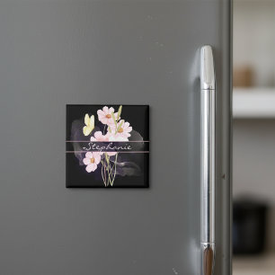 Niedliche Mistfarbenfarbene Blume mit Schmetterlin Magnet