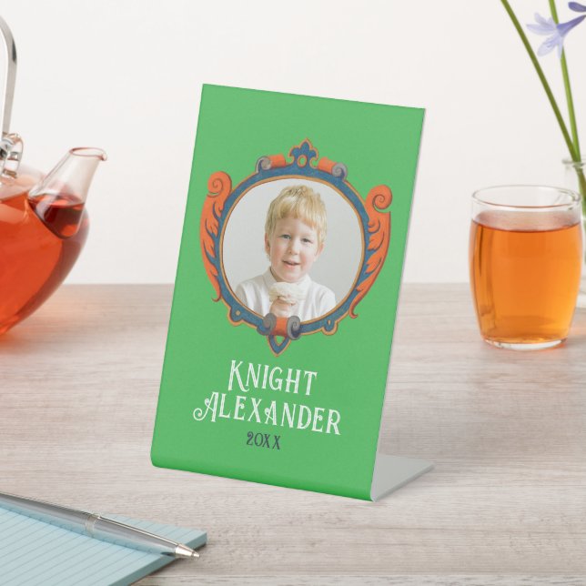 Niedliche mittelalterliche Heraldische Wappen Ritt Sockelschild (In SItu)