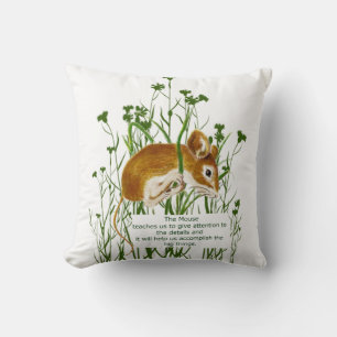 Niedliche Mouse Totem Spirit Guide Kissen