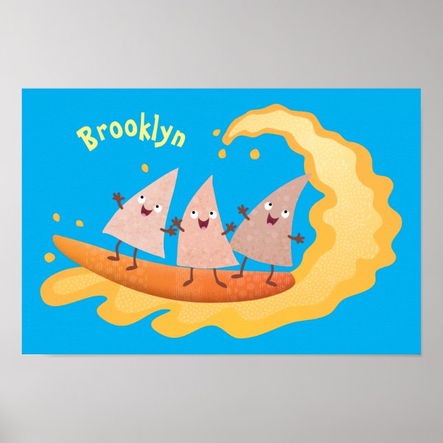 Niedliche nachos-Maischips beim Surfen Cartoon Poster (Vorne)