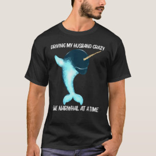Niedliche Narwhal-Design für Frauen Mama Whale Ark T-Shirt