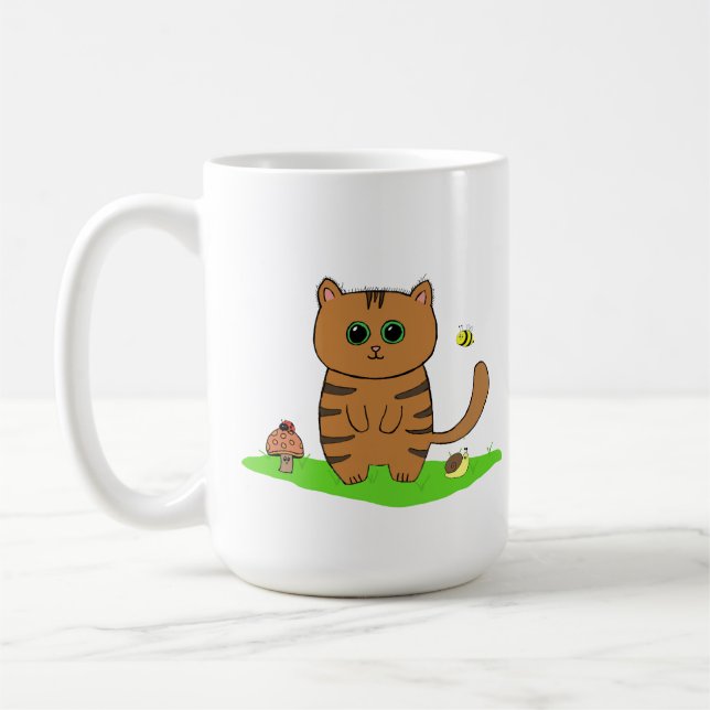 Niedliche Orangenkatze auf grüner Wiese Kaffeetasse (Links)