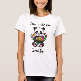 Niedliche Panda, die mich zum Lächeln bringt T-Shirt