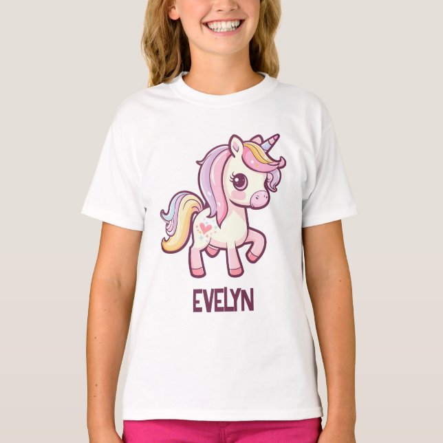 Niedliche Pastelle Einhorn mit Kindernamen T-Shirt (Vorderseite)