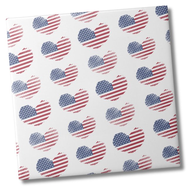 Niedliche patriotische amerikanische Flagge Fliese (Cute Patriotic American Flag Rustic Heart Pattern Ceramic Tile)
