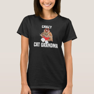 Niedliche persische Katze mit Rentierkostüm Crazy  T-Shirt