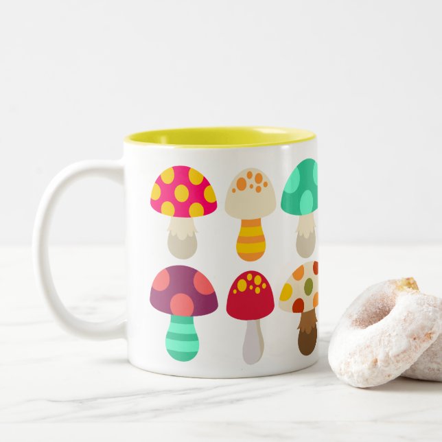 Niedliche Pilze Zweifarbige Tasse (Mit Donut)