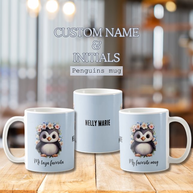 Niedliche Pinguine Bilingual mi taza favorita Span Kaffeetasse (Blue Custom name & initials Penguins mug, bilingual text, mi taza favorita. Multilingual Project)