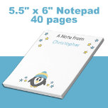 Niedliche Pinguinsterne und Namen blaue Kinder Notizblock<br><div class="desc">Ein Notizblock für Kinder. Mit einem niedlichen Pinguin und Sternen. Einen Namen hinzufügen. Geschenkidee. Blau und Gelb.</div>