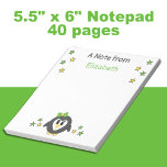 Niedliche Pinguinsterne und Namen "grüne Kinder" Notizblock<br><div class="desc">Ein Notizblock für Kinder. Mit einem niedlichen Pinguin und Sternen. Einen Namen hinzufügen. Geschenkidee. Grün und Gelb.</div>