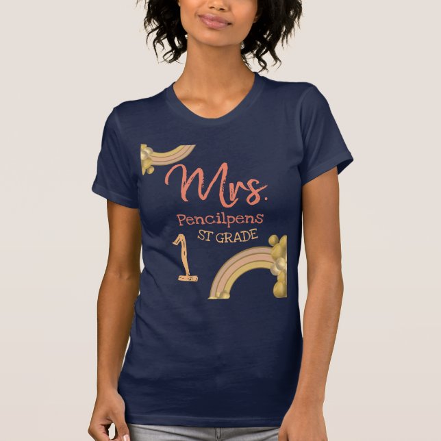Niedliche Rainbow Custom Elementary Teacher School T-Shirt (Vorderseite)