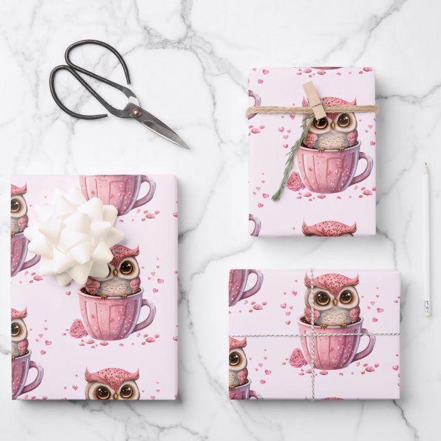 Niedliche rosa Eule im Cup Gemustert Geschenkpapier Set (Vorderseite)