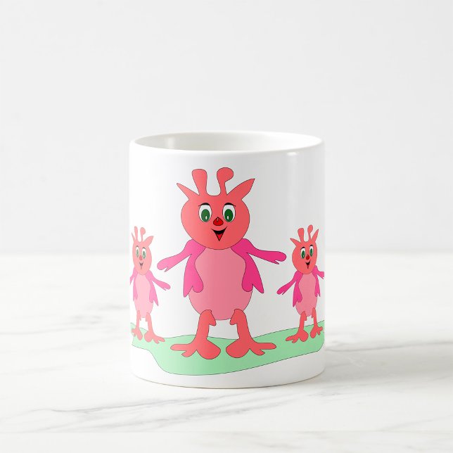 Niedliche rosa Fantasiewesen Whimsistische Außerir Kaffeetasse (Von Creator hochgeladen)