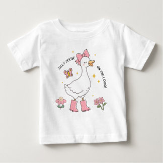 Niedliche rosa verrückte Gans auf freiem Fuß Baby T-shirt