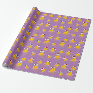 Niedliche Santa Rubber Duck auf Lavendel Hintergru Geschenkpapier