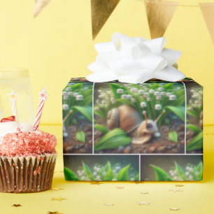 Niedliche Schnecke mit Maiglöckchenblumen Geschenkpapier