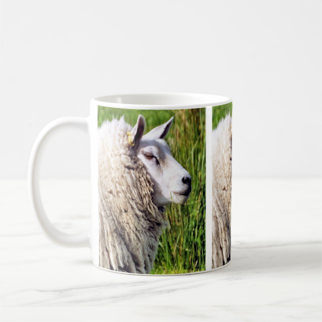 NIEDLICHE SCHUHE KAFFEETASSE (Links)