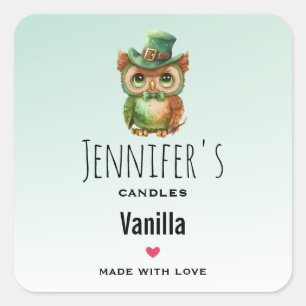 Niedliche Schüssel in einem "Green Top Hat Candle" Quadratischer Aufkleber