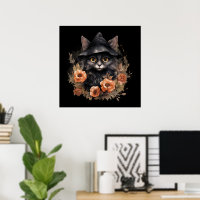 Niedliche schwarze Katze in einem Hexenhut
