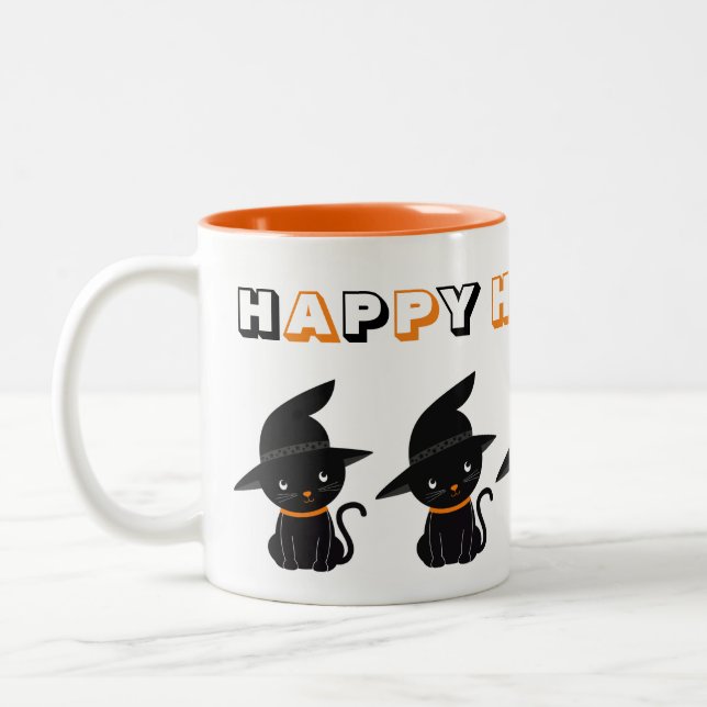 Niedliche Schwarze Katzen mit Hexenhüten Happy Hal Zweifarbige Tasse (Links)