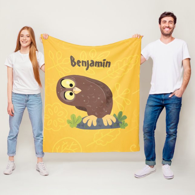 Niedliche, seltsame, lustige Uhu-Cartoon-Illustrat Fleecedecke (Beispiel)