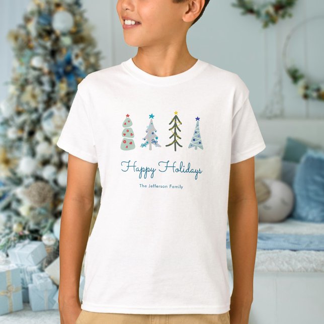 Niedliche skandinavische Weihnachtsbäume T-Shirt (Cute custom Scandinavian kids Christmas t-shirt with your text with Christmas trees)