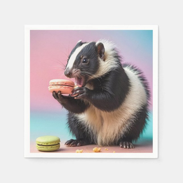 Niedliche Skunk Eating Colorful Macaroons Serviette (Vorderseite)