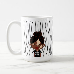 Niedliche Smirking Frau Stripte Tasse. Suchen Kaffeetasse