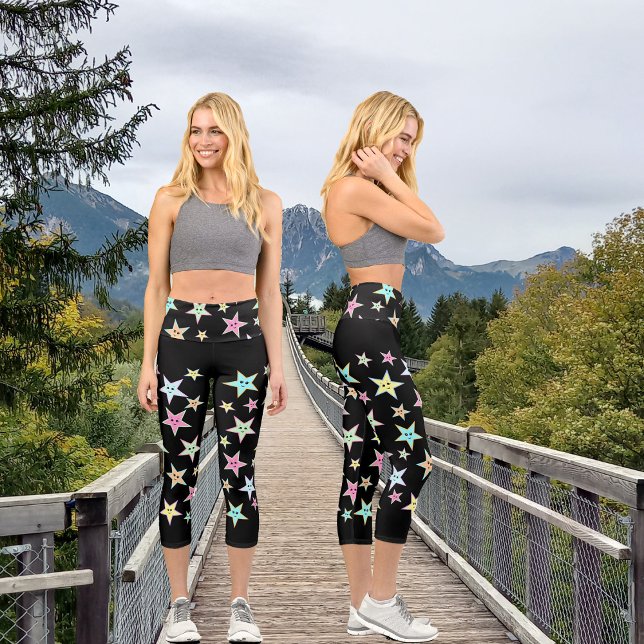 Niedliche Sterne mit Pastellfarben Capri Leggings (Von Creator hochgeladen)
