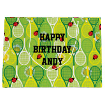 Niedliche Tennisschläger mit Ladyvögeln